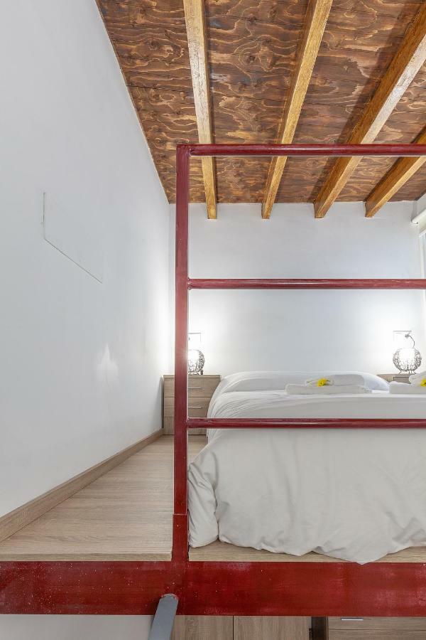 Pasaje De Amores Der - Descanso En Casa Y Vida Cultural Y Monumentos 4 Px إشبيلية المظهر الخارجي الصورة